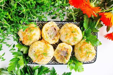 Hearty Potato Dumplings with Savory Meat Filling