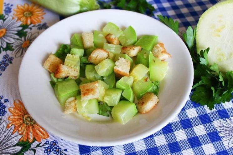 Quick & Easy Boiled Zucchini