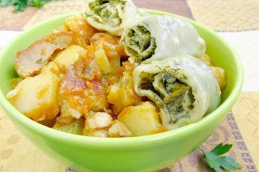 Herb-Filled German Steamed Rolls with Roast Pork