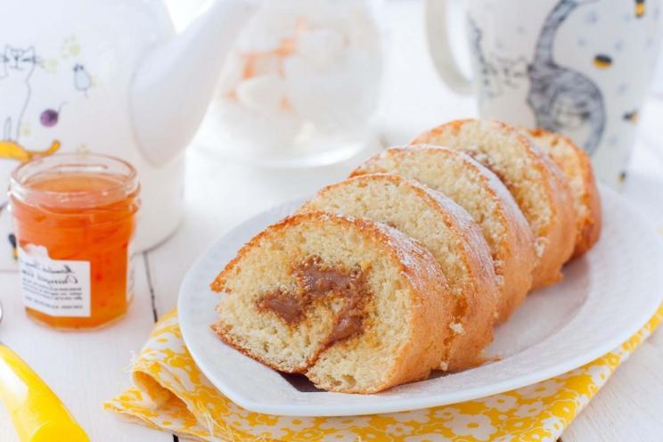 Fluffy Baked Sponge Roll with Condensed Milk Filling Fluffy Baked Sponge Roll with Condensed Milk Filling