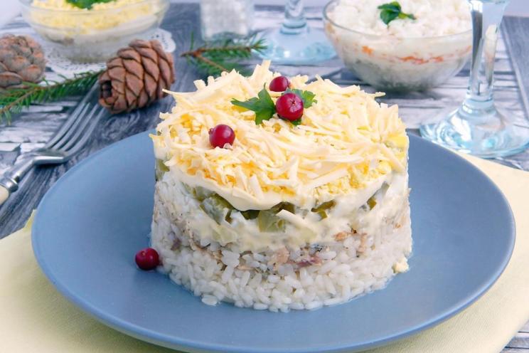 Easy Rice and Canned Fish Puff Salad
