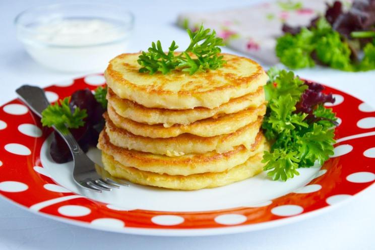Skillet Potato Pancakes: Quick & Delicious Family Meal
