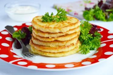 Skillet Potato Pancakes: Quick & Delicious Family Meal