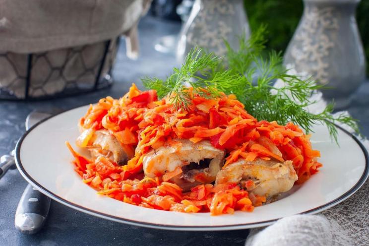 Oven-Baked Pollock with Carrots Oven-Baked Pollock with Carrots