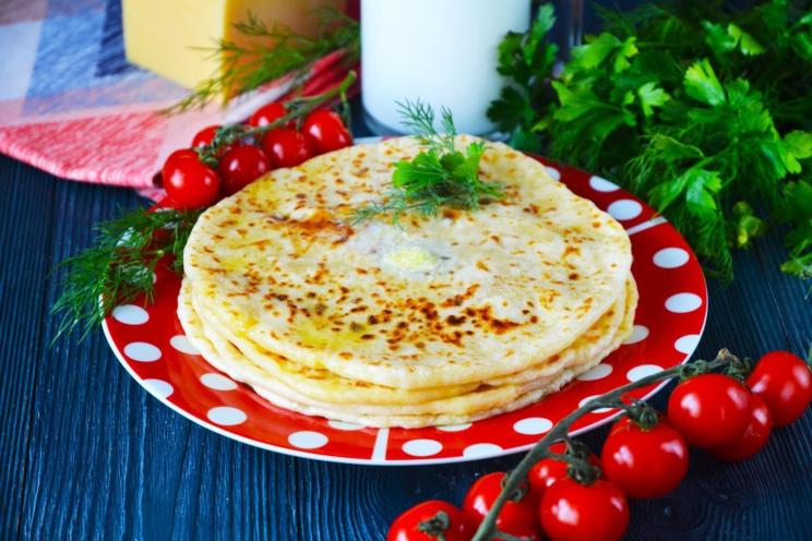 Easy Pan-Fried Cheese Khachapuri with Kefir