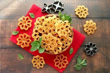 Crispy Homemade Brushwood Delight