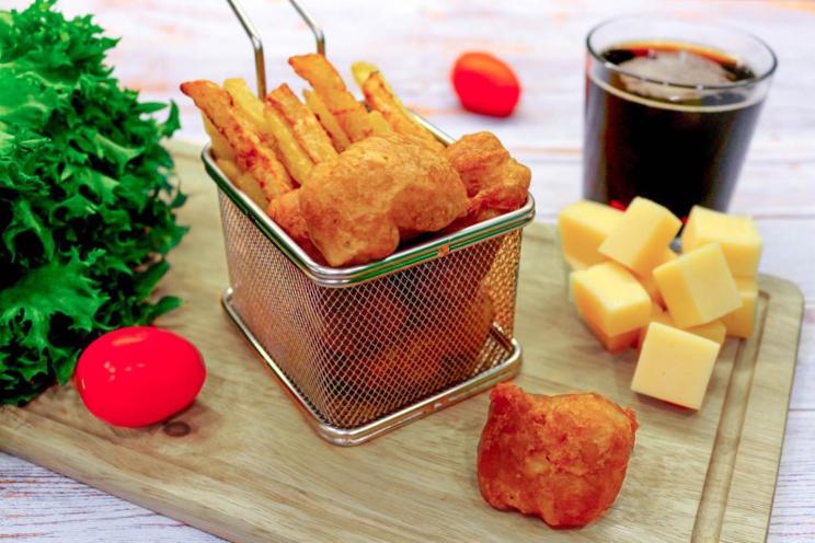 Crispy Fish and Chips Delight Crispy Fish and Chips Delight