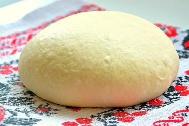 Fluffy Yeast Sponge Dough for Perfect Pies and More