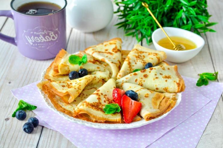 Quick and Fluffy Milk Pancakes (No Yeast)