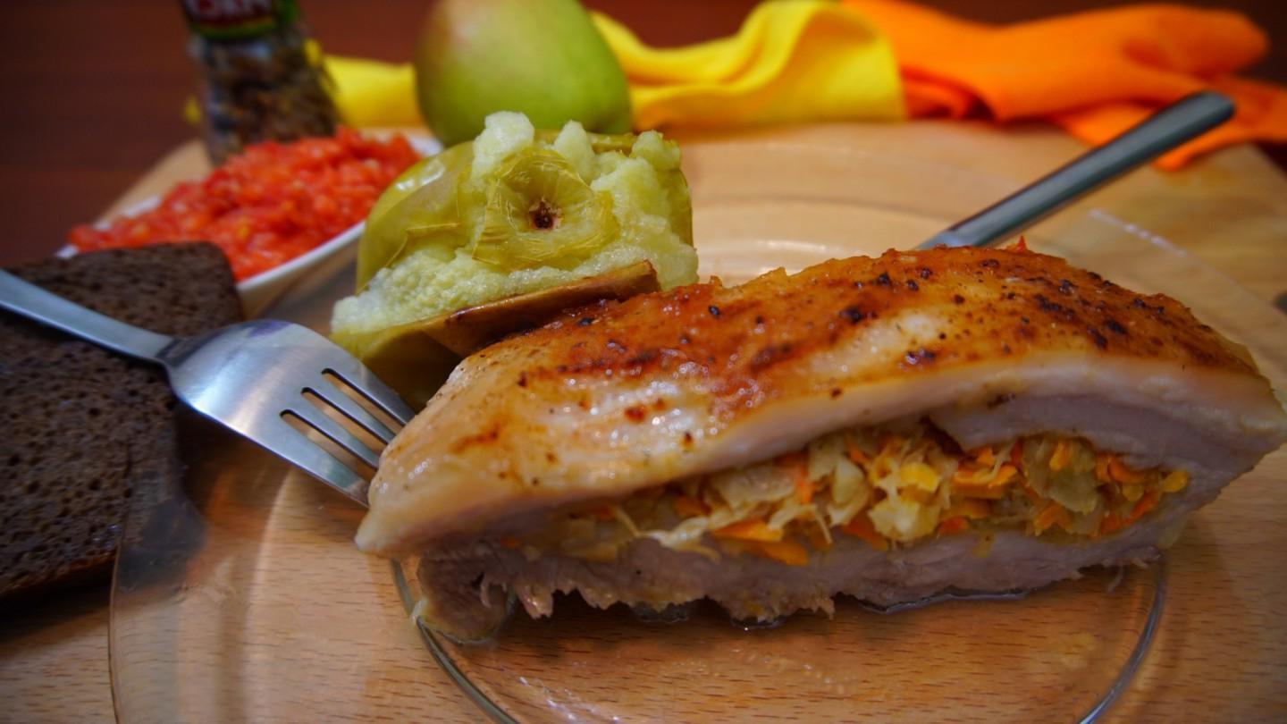 Oven-Baked Pork Belly with Sauerkraut and Apples