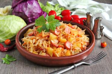Hearty Cabbage, Potato, and Sausage Skillet