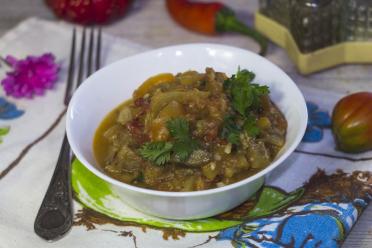 Quick and Tasty Eggplant Appetizer with Peppers and Tomatoes