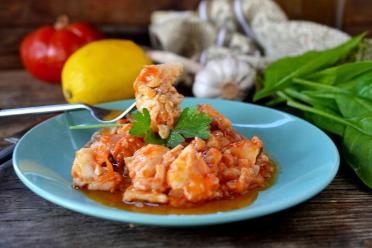 Tender Tomato-Braised Fish with Onions and Carrots