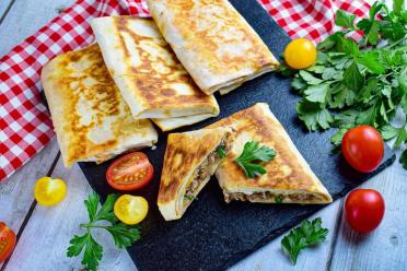 Quick & Tasty Pita Bread Meat Wraps