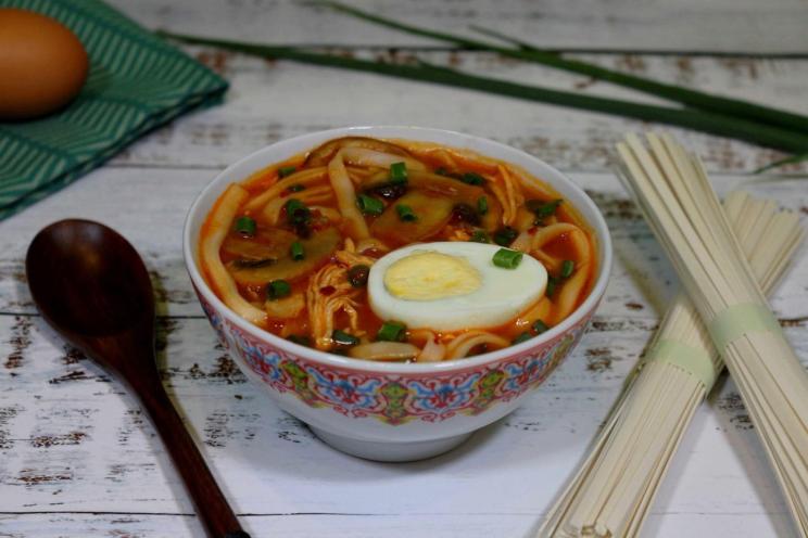 Spicy Thai Chicken and Vegetable Soup Spicy Thai Chicken and Vegetable Soup