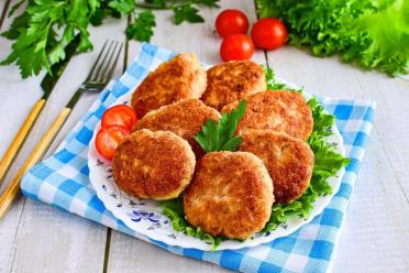 Chicken and Pork Minced Cutlets
