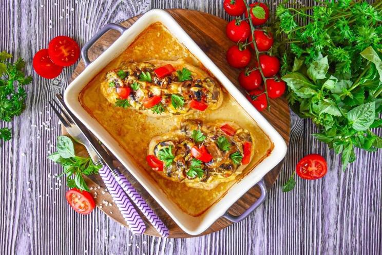 Baked Chicken Fillet with Mushrooms and Cheese Baked Chicken Fillet with Mushrooms and Cheese