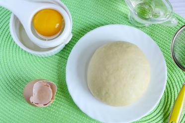 Perfect Sour Cream Pie Dough