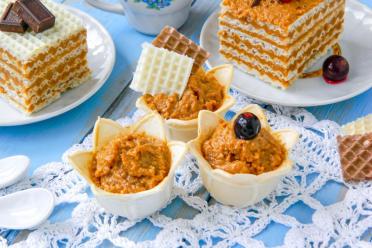 Condensed Milk Waffle Cake Cream