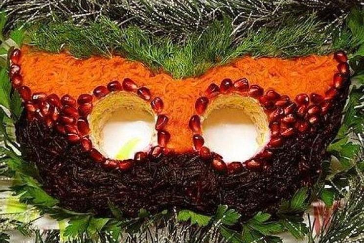 New Year's Festive Mask Salad New Year's Festive Mask Salad