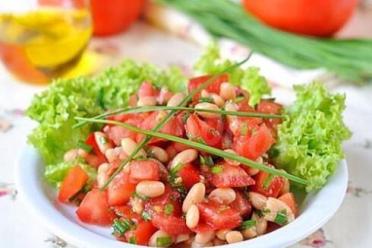 Quick & Tasty Tomato Bean Salad