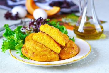 Golden Pumpkin Semolina Cutlets