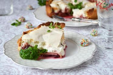 Cranberry Apple Meringue Pie