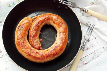Pan-Fried Homemade Sausage: Delicious & Customizable