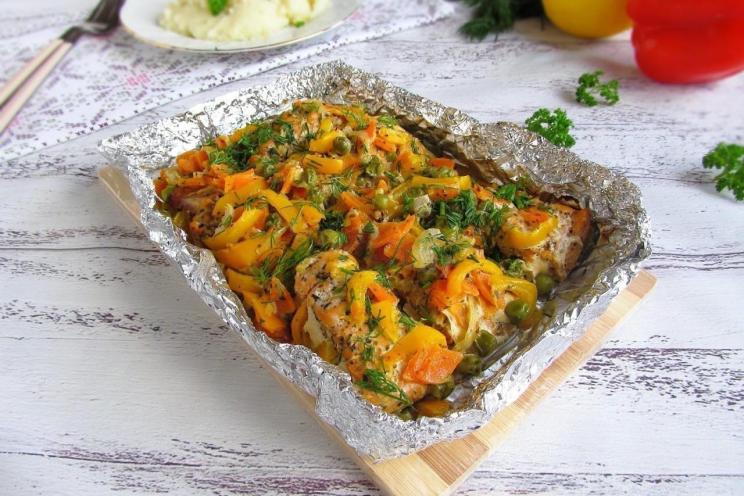 Baked Red Fish with Veggies in Foil