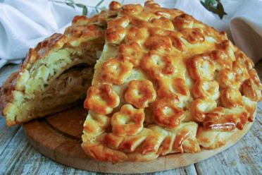 Classic Russian Kurnik: Chicken & Mushroom Pancake Pie