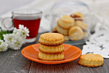 Cottage Cheese and Sour Cream Cookies