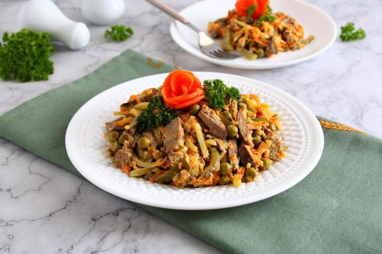 Classic Obzhorka Salad with Liver and Pickles