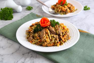 Classic Obzhorka Salad with Liver and Pickles