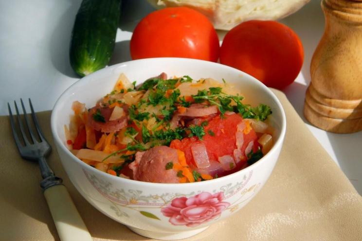 Sausage and Cabbage Solyanka in a Slow Cooker