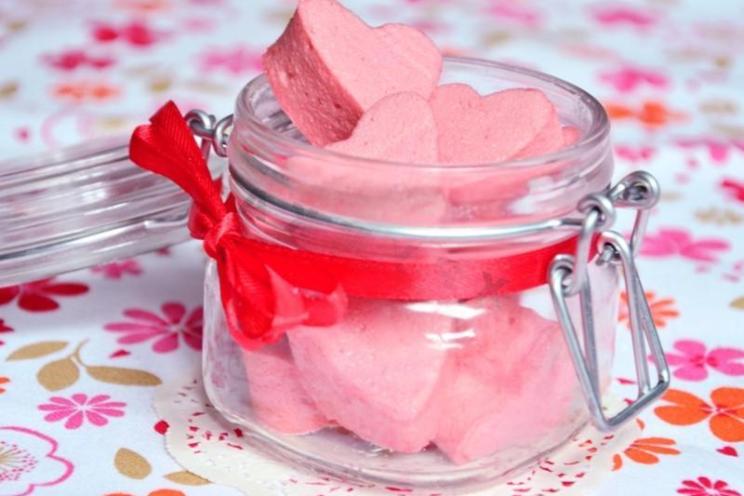 Strawberry Gelatin Clouds Dessert