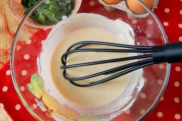 Quick & Easy No-Yeast Kefir Pie Dough Recipe