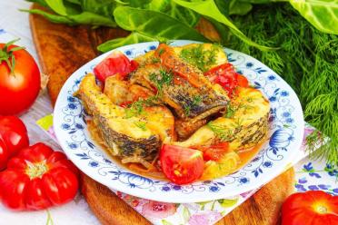 Slow Cooker Pike in Tomato Sauce