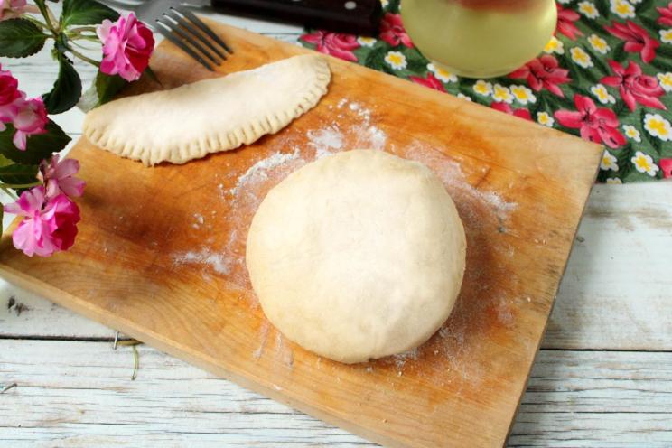 Quick and Easy Boiling Water Dough for Crispy Pasties