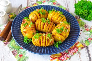 Bacon-Wrapped Foil Potatoes