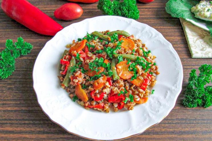 Quick and Healthy Vegetarian Buckwheat Stir-Fry