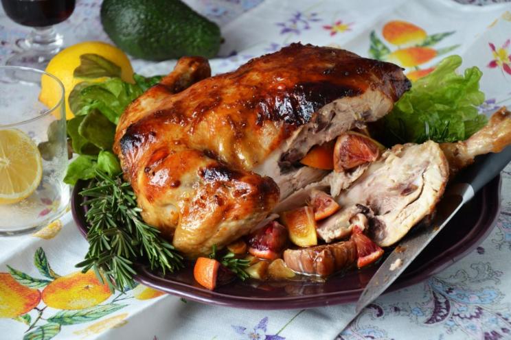 Chicken Stuffed with Oranges and Rosemary Chicken Stuffed with Oranges and Rosemary