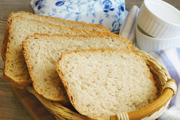 Easy Homemade Rye-Wheat Bread in a Bread Machine