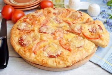 Bacon and Cheese Pizza Delight