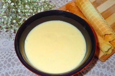 Easy Homemade Waffle Iron Dough