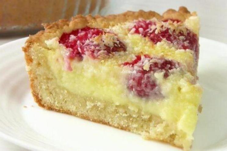 Strawberry Coconut Delight Pie