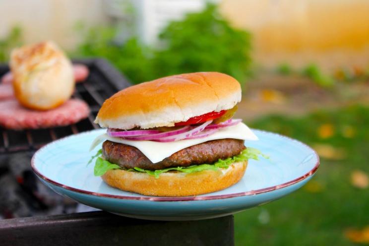 Campfire-Style Grilled Burgers Campfire-Style Grilled Burgers