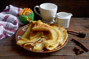 Fluffy Sourdough Pancakes with a Delicate Touch