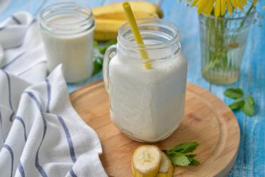 Quick & Healthy Kefir Banana Smoothie