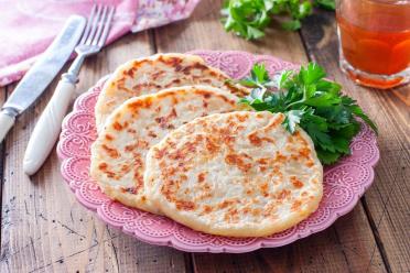 Quick and Tasty Cheese Flatbreads