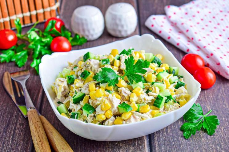 Quick Chicken & Corn Salad with Cheese & Cucumber